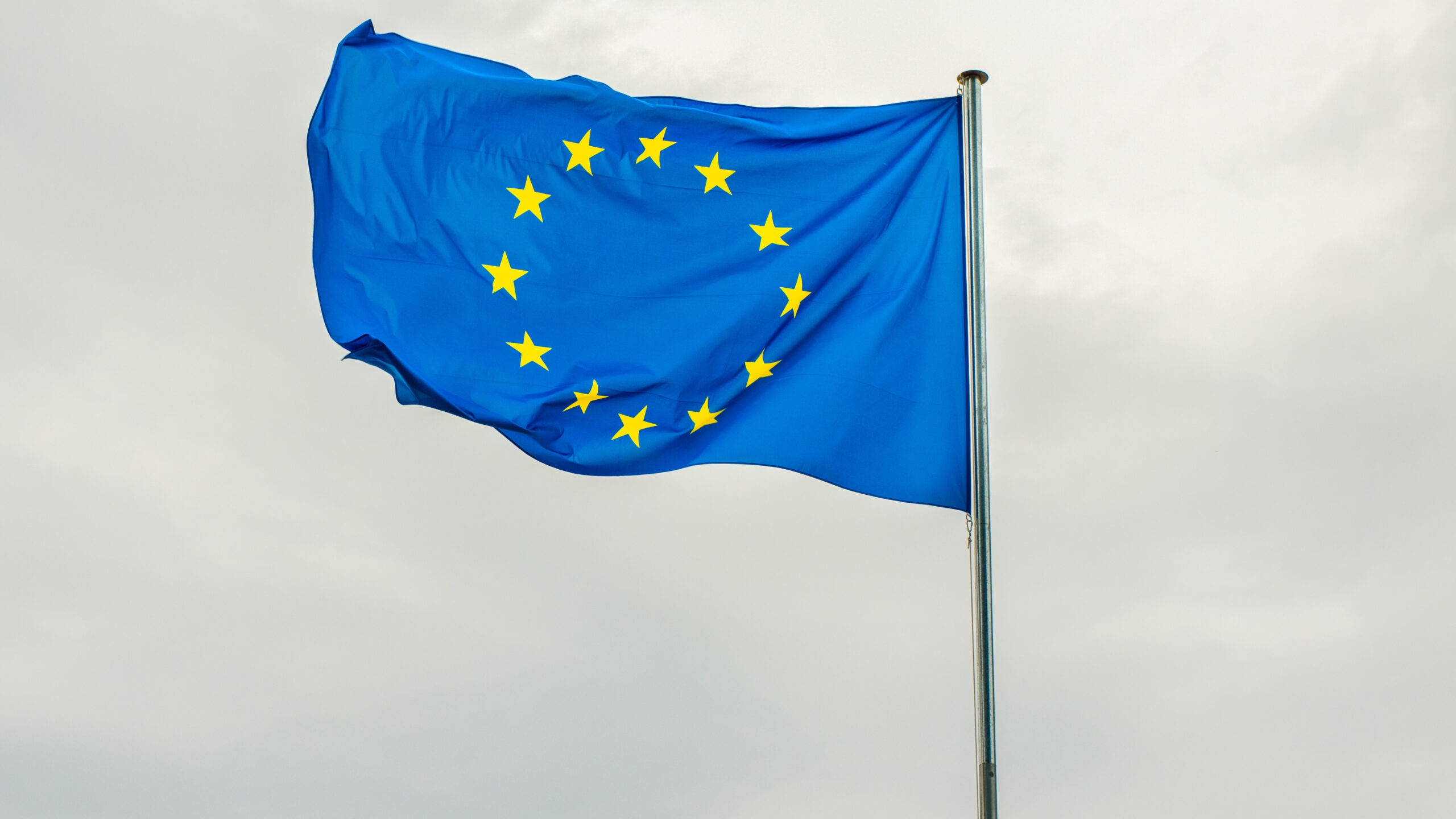 דוח האיחוד האירופי: ירידה של עשרים ושלושה אחוזים בבקשות מקלט בחצי השנה האחרונה